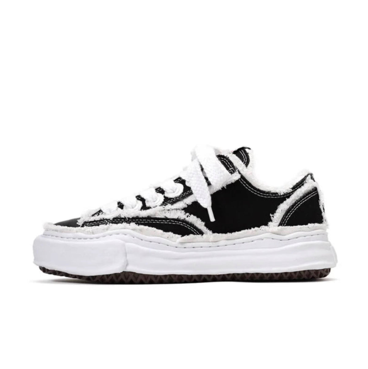 P OG Sole Canvas Low-Top Sneaker