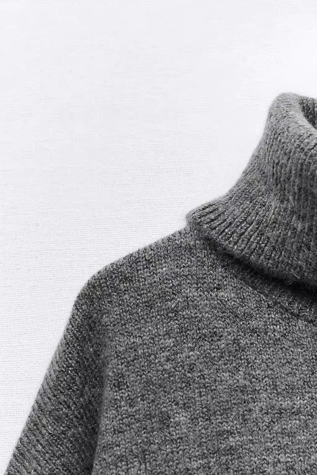 Viraler Zweiteiler Grau